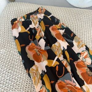 Floral Print A Line Flowy Skirt Women’s Medium